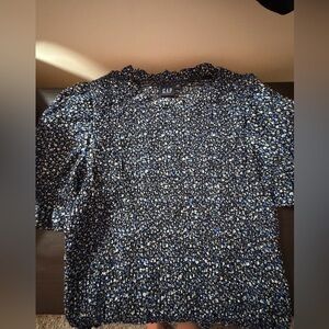 GAP Navy Floral Smocked Short Sleeve Blouse